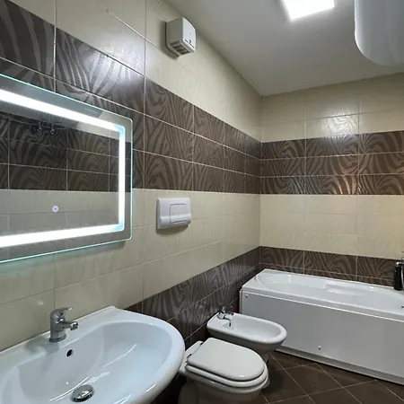 Sam's 3 - Apartment *