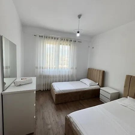 Sam's 3 - * Tirana